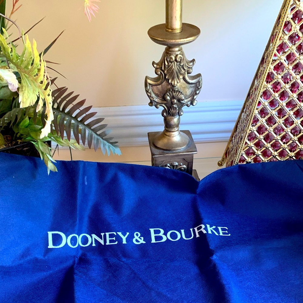 XL Dooney & Bourke Dust Cover